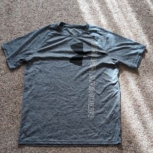 Under Armour Men's Heathered Black T-Shirt